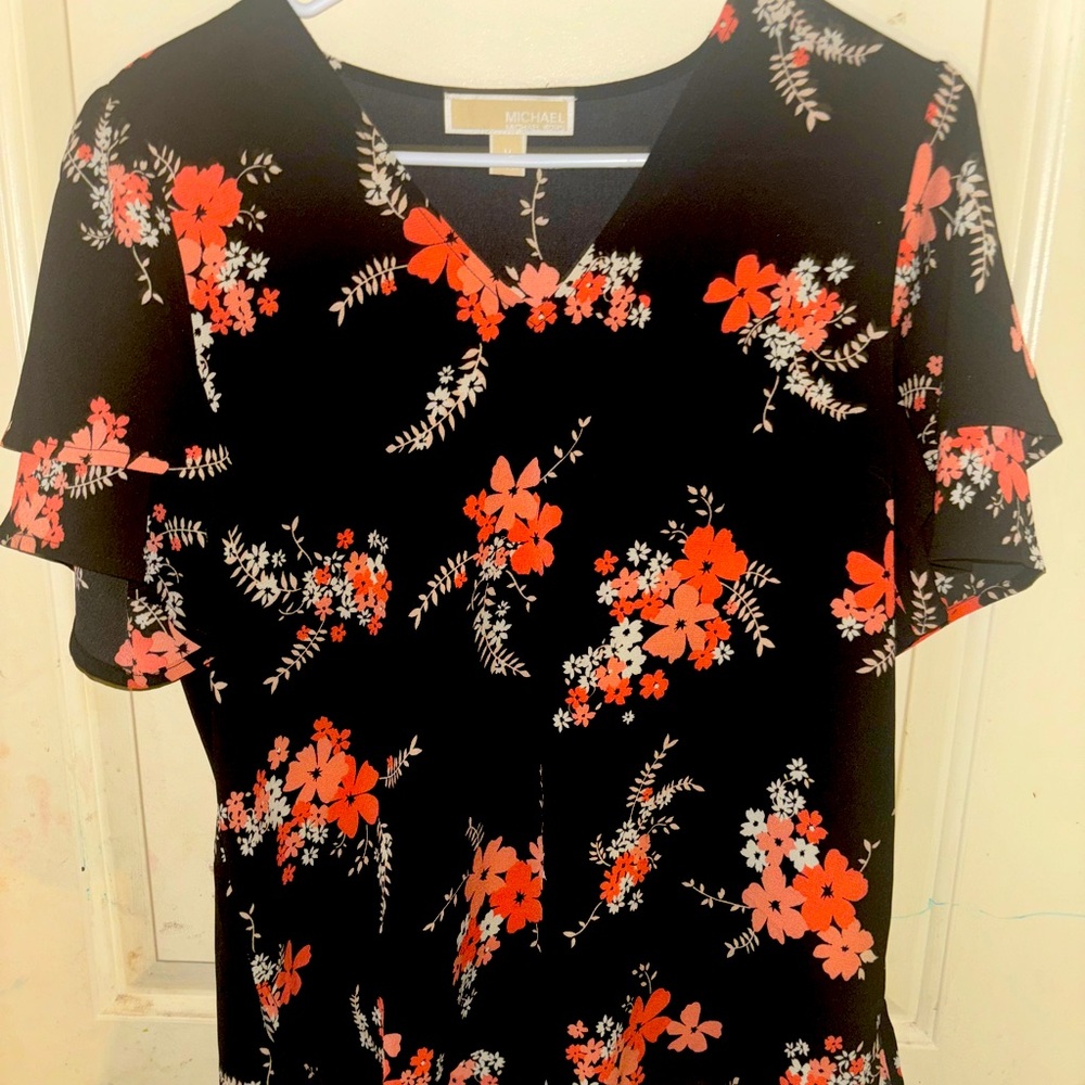 COPY - COPY - MICHAEL KORS LOGO TOP